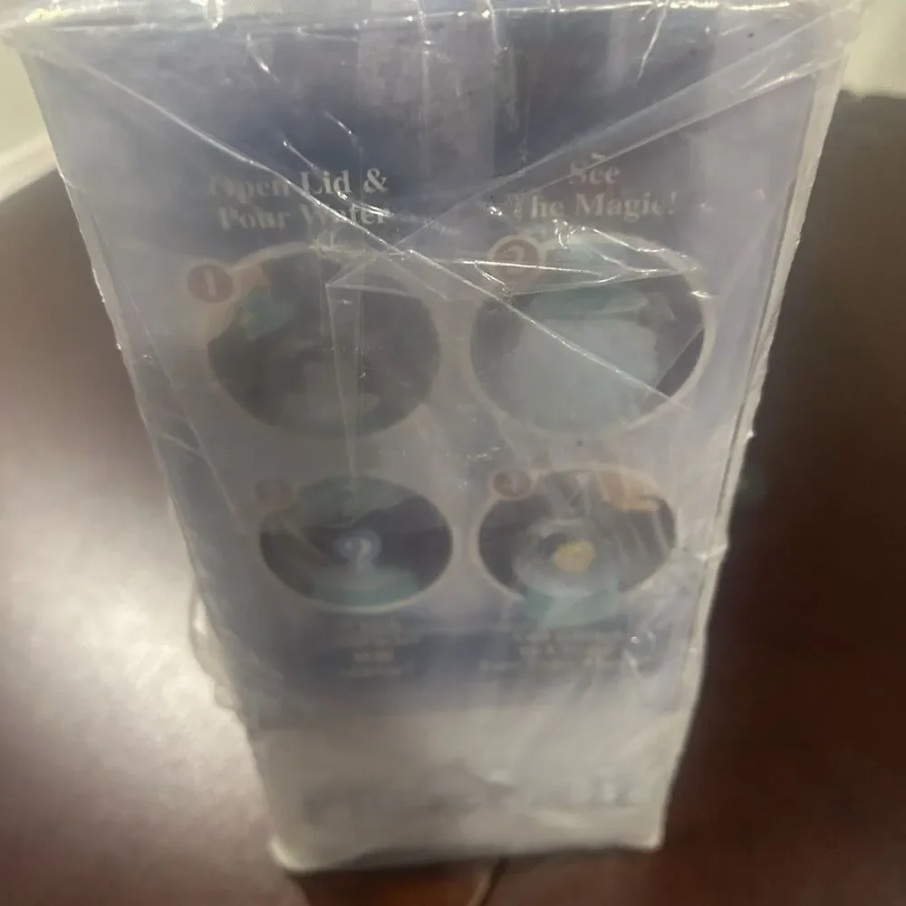 Disney Frozen II Snow Globe Surprise Mystery Set Add Water New Sealed Elsa Olaf